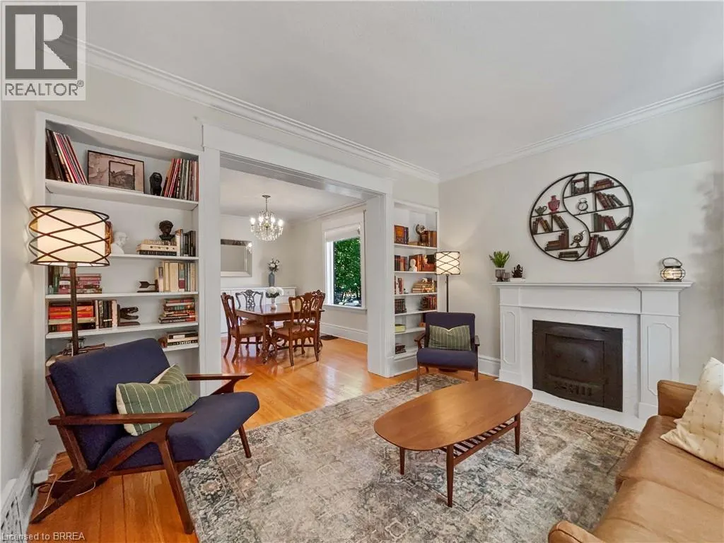65 FORBES Avenue