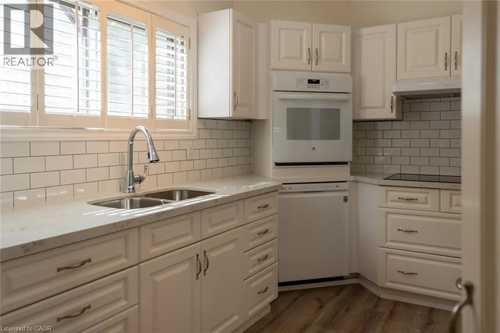 359 QUEENSDALE Avenue E Unit# Upper, #Upper