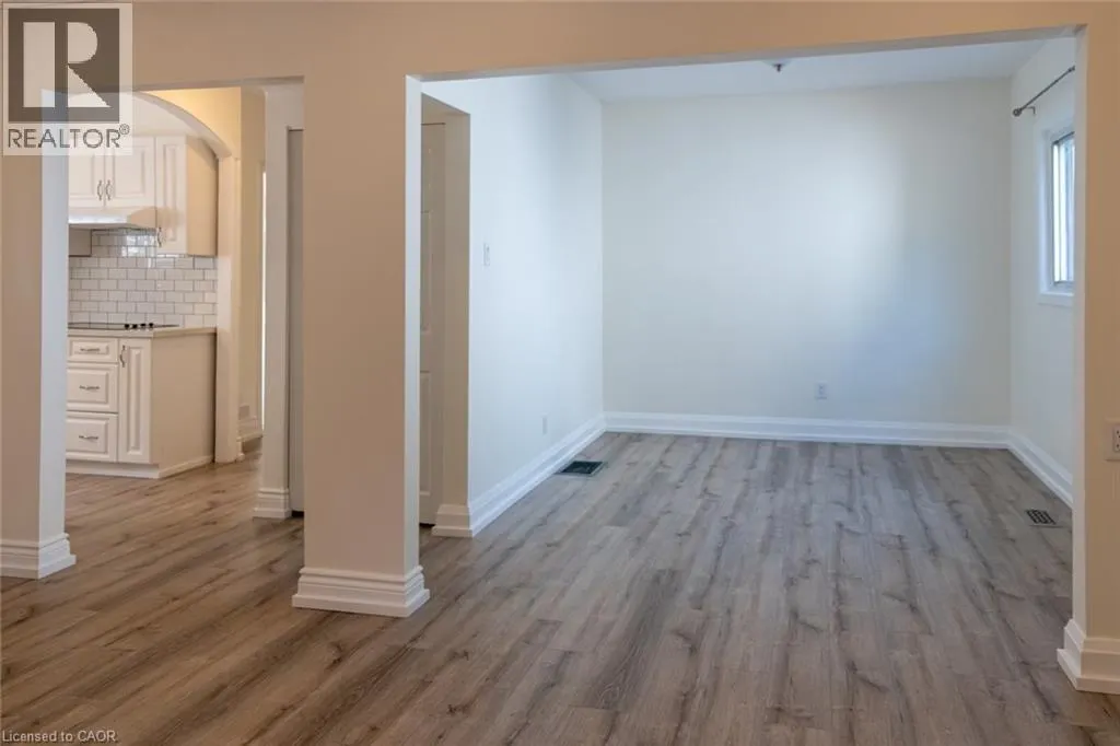 359 QUEENSDALE Avenue E Unit# Upper, #Upper
