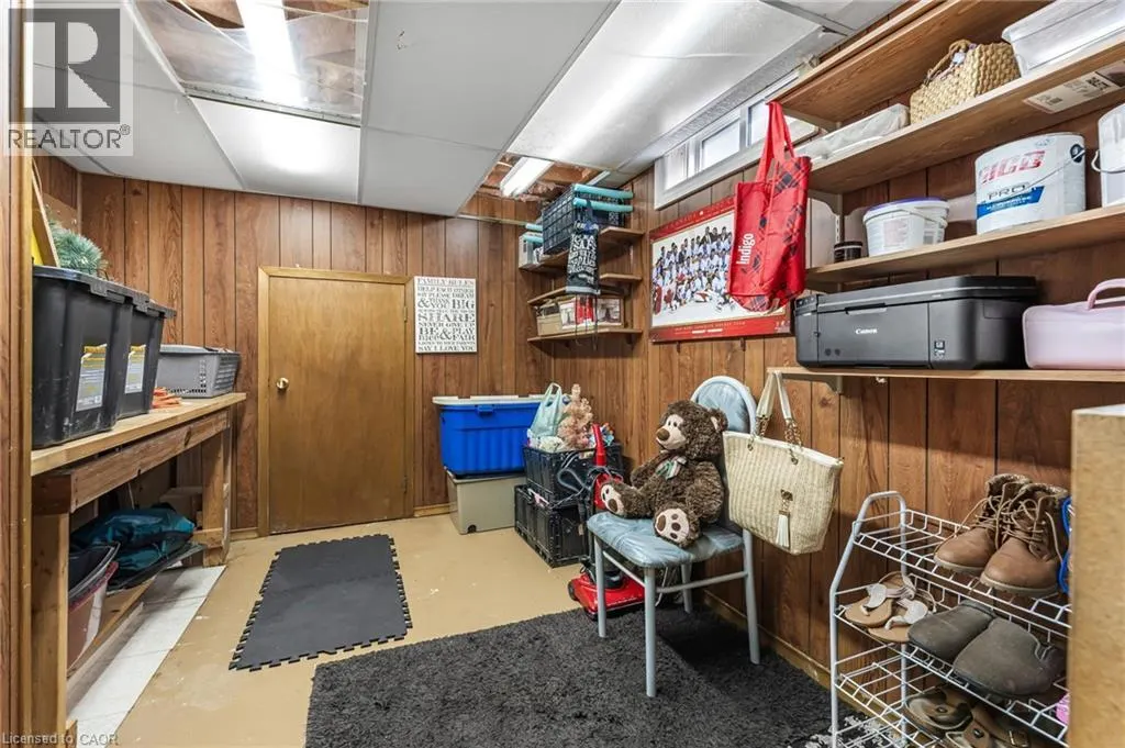 141 RIVERBANK Drive