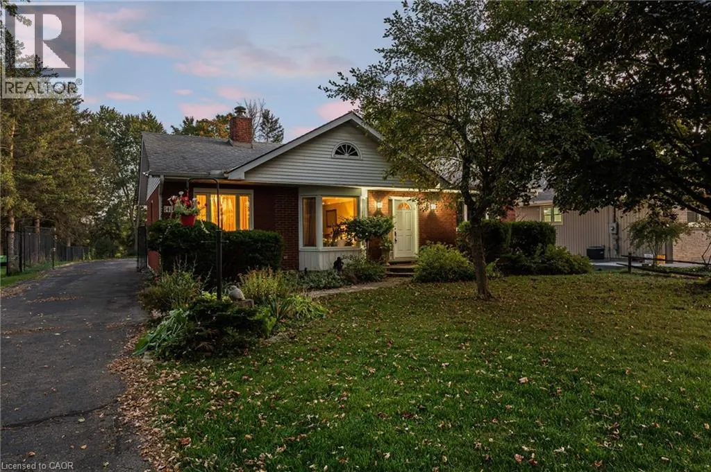 141 RIVERBANK Drive