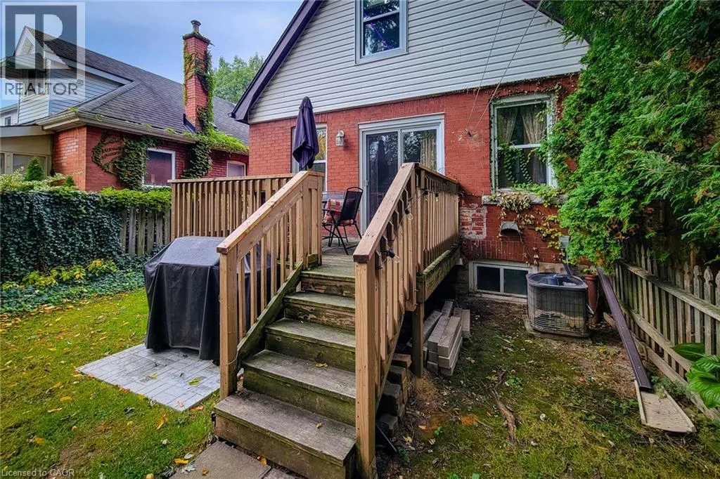 115 BARCLAY Street