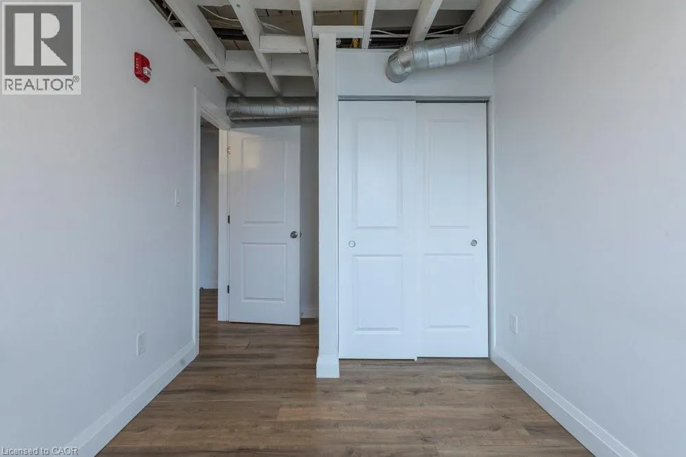 433 BARTON Street E Unit# 302, #302