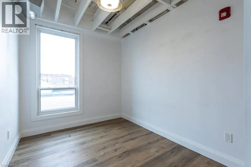 433 BARTON Street E Unit# 302, #302