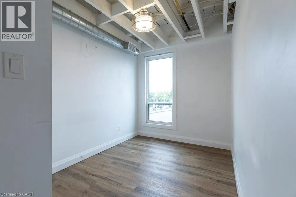 433 BARTON Street E Unit# 302, #302
