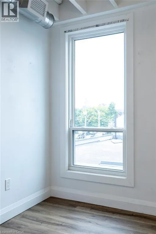 433 BARTON Street E Unit# 302, #302