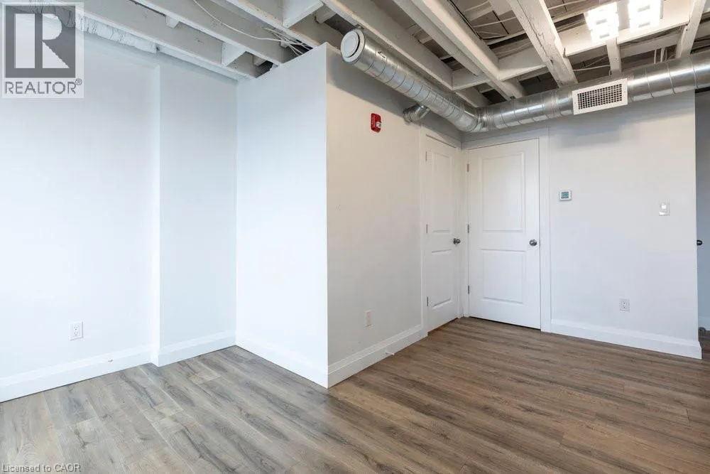 433 BARTON Street E Unit# 302, #302