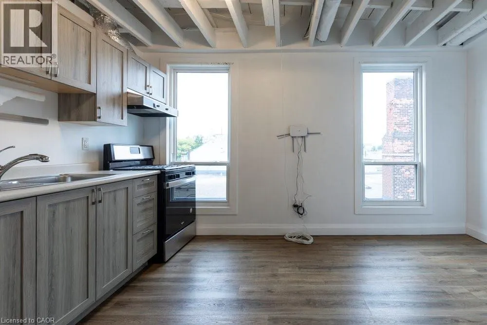 433 BARTON Street E Unit# 302, #302