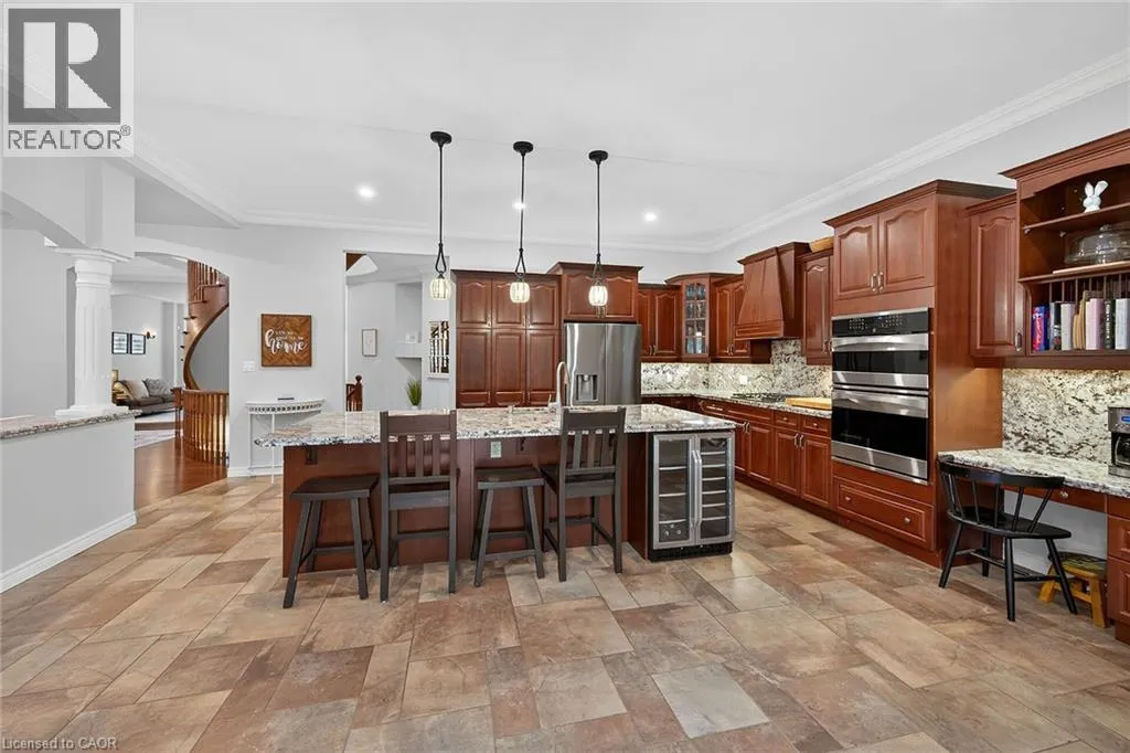 248 CLOVERLEAF Drive