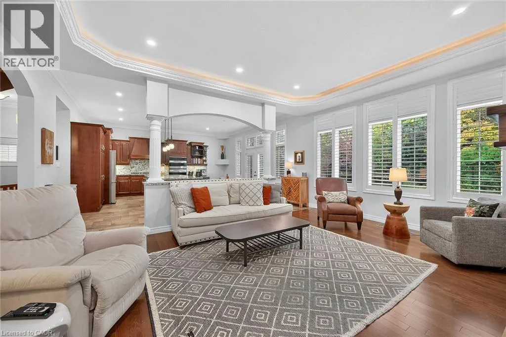 248 CLOVERLEAF Drive