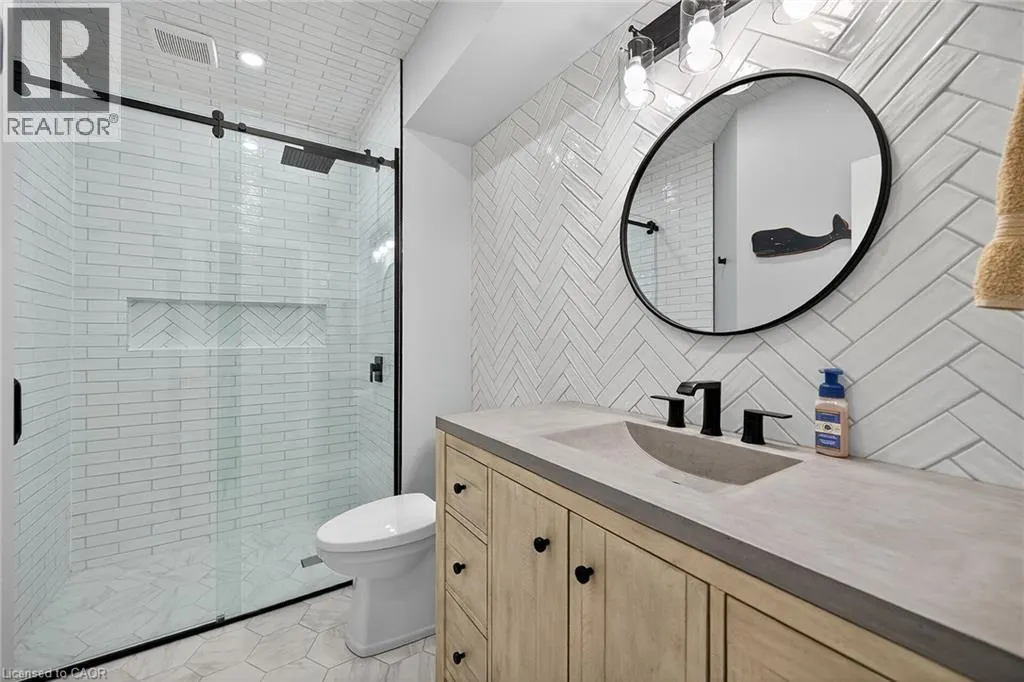 248 CLOVERLEAF Drive