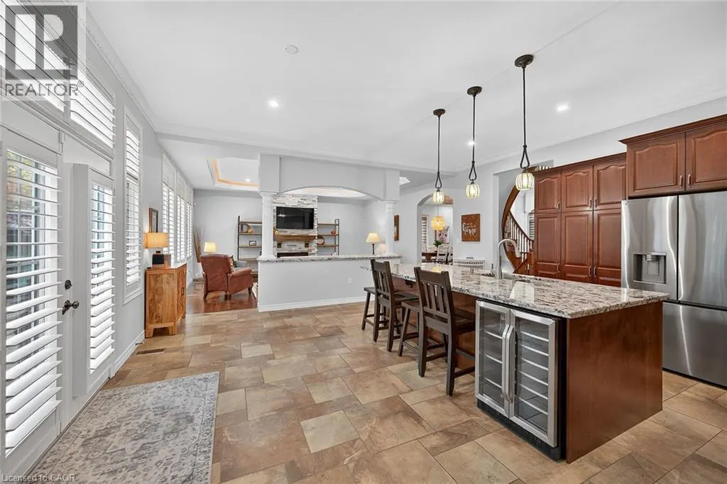 248 CLOVERLEAF Drive