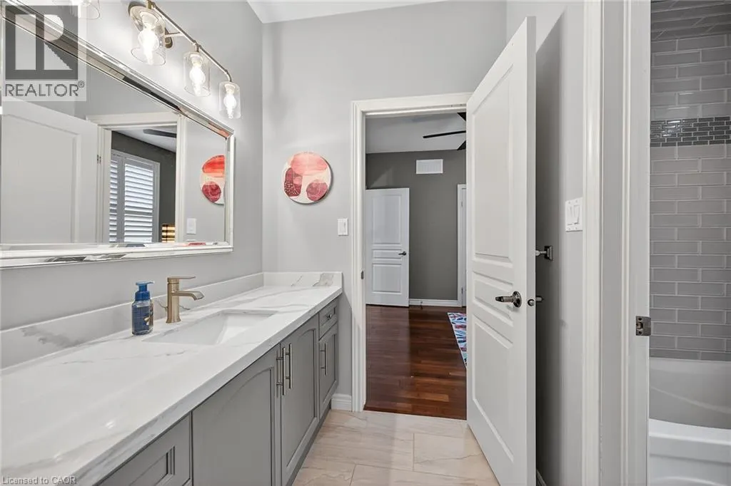 248 CLOVERLEAF Drive