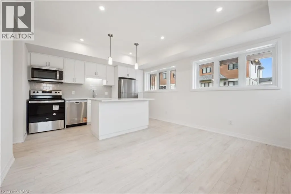 15 STAUFFER WOODS Trail Unit# B6, #B6