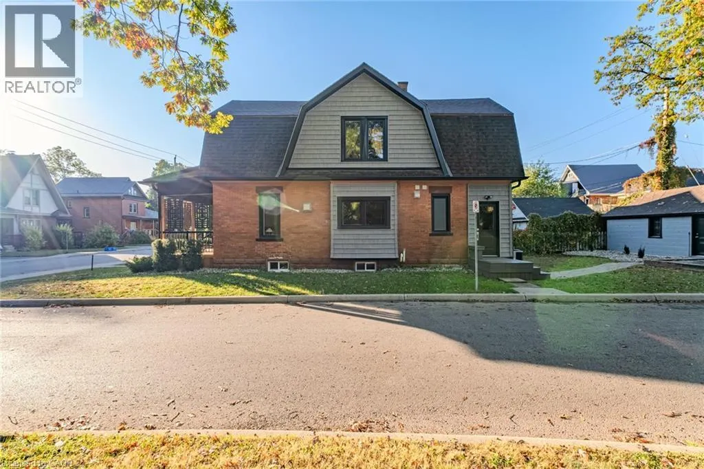 74 LYNNWOOD Avenue