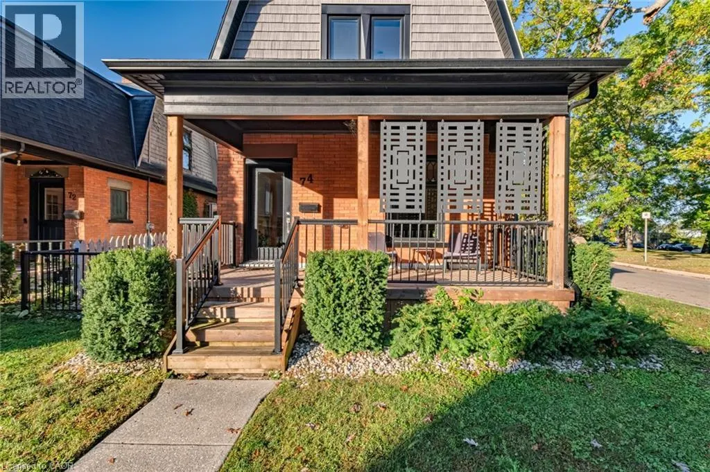 74 LYNNWOOD Avenue