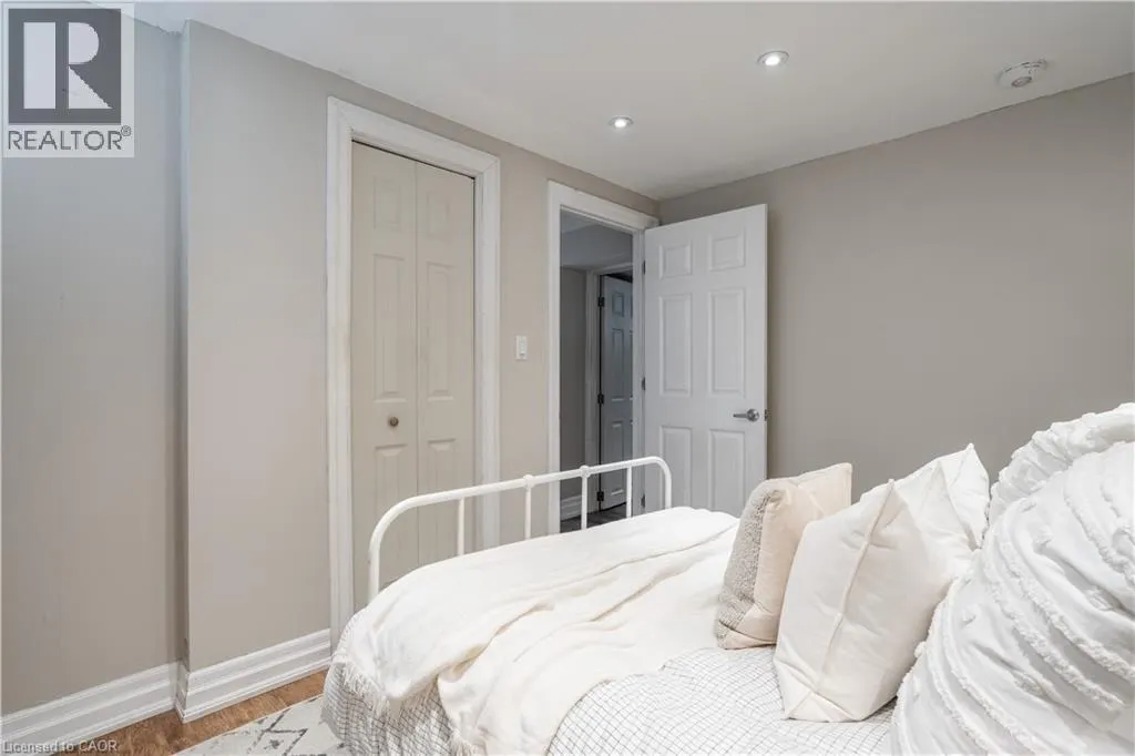 34 BRIARWOOD Crescent Unit# Lower, #Lower