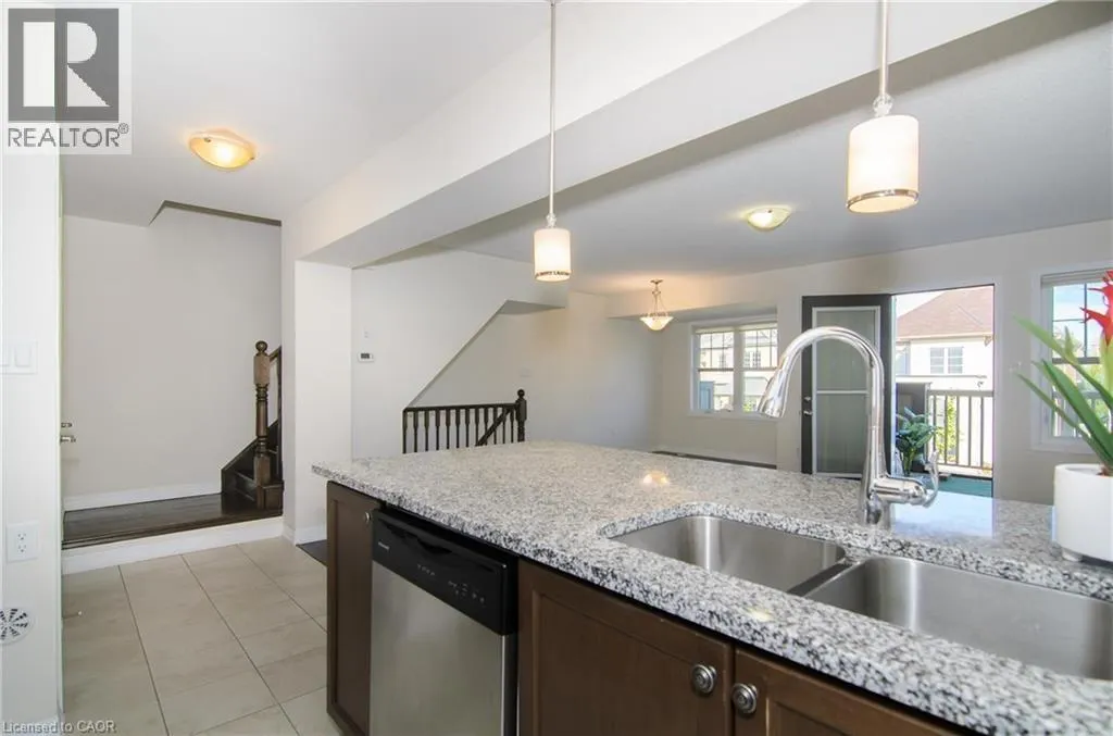 3070 GARDENIA Gate