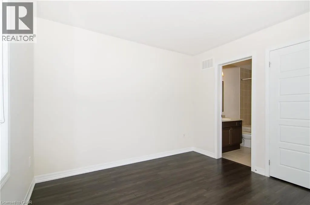 3070 GARDENIA Gate