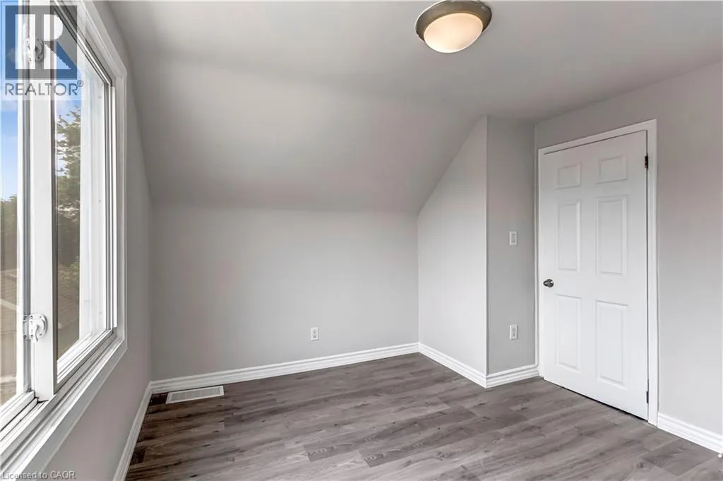 44 WEST 4TH Street Unit# Upper Level
