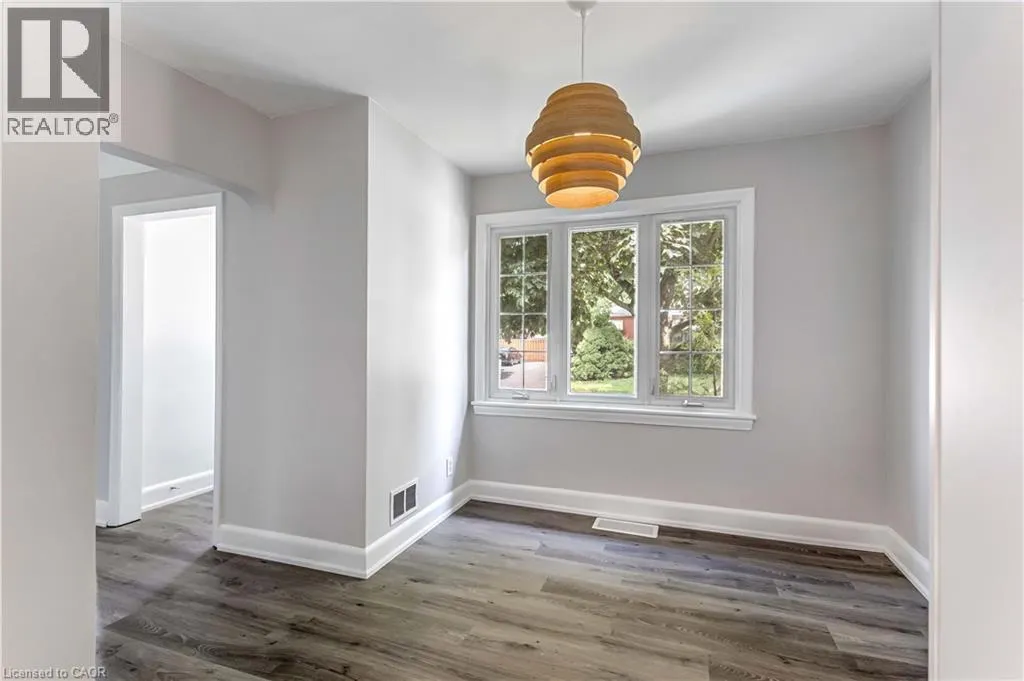 44 WEST 4TH Street Unit# Upper Level
