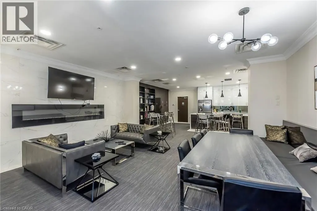 112 KING Street E Unit# LPH6, #LPH6