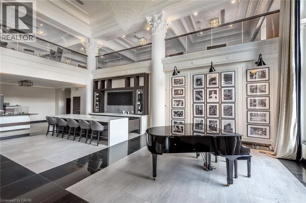 112 KING Street E Unit# LPH6, #LPH6