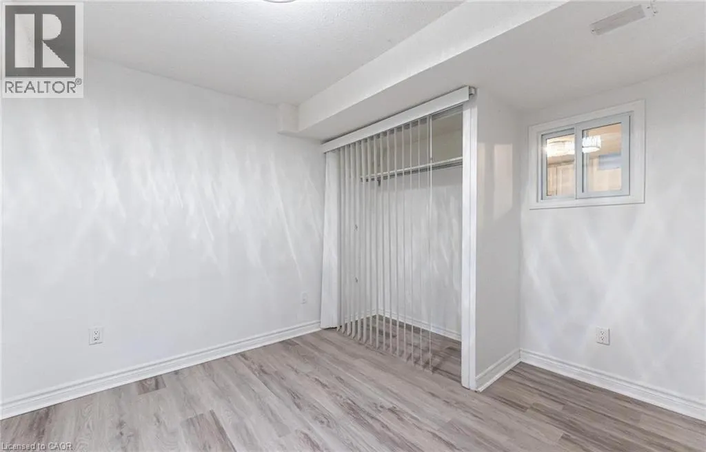 30 RICHVIEW Drive Unit# 2, #2