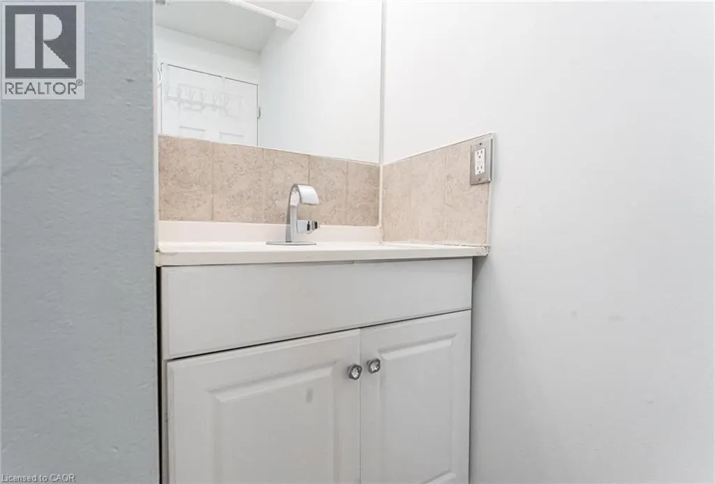 30 RICHVIEW Drive Unit# 2, #2