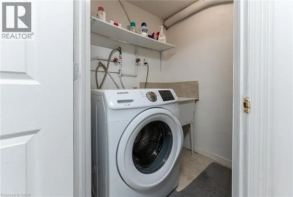 30 RICHVIEW Drive Unit# 2, #2
