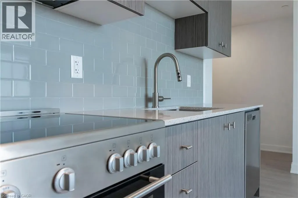 25 WELLINGTON Street S Unit# 1406, #1406