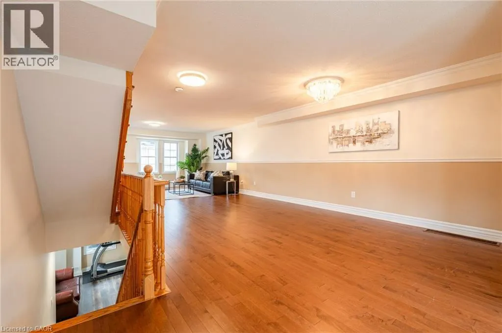 38 ARCHIBALD Mews