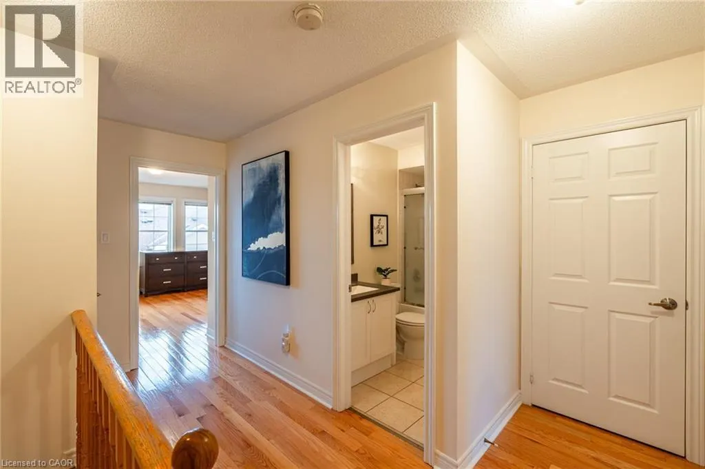 38 ARCHIBALD Mews