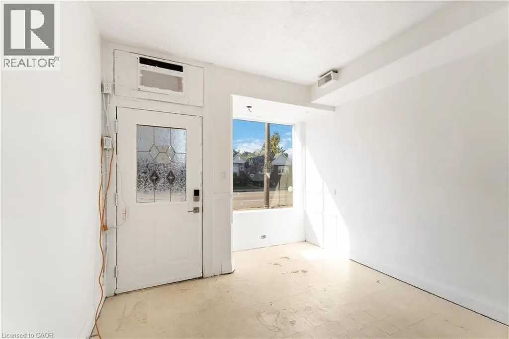 1501 MAIN Street E Unit# B, #B