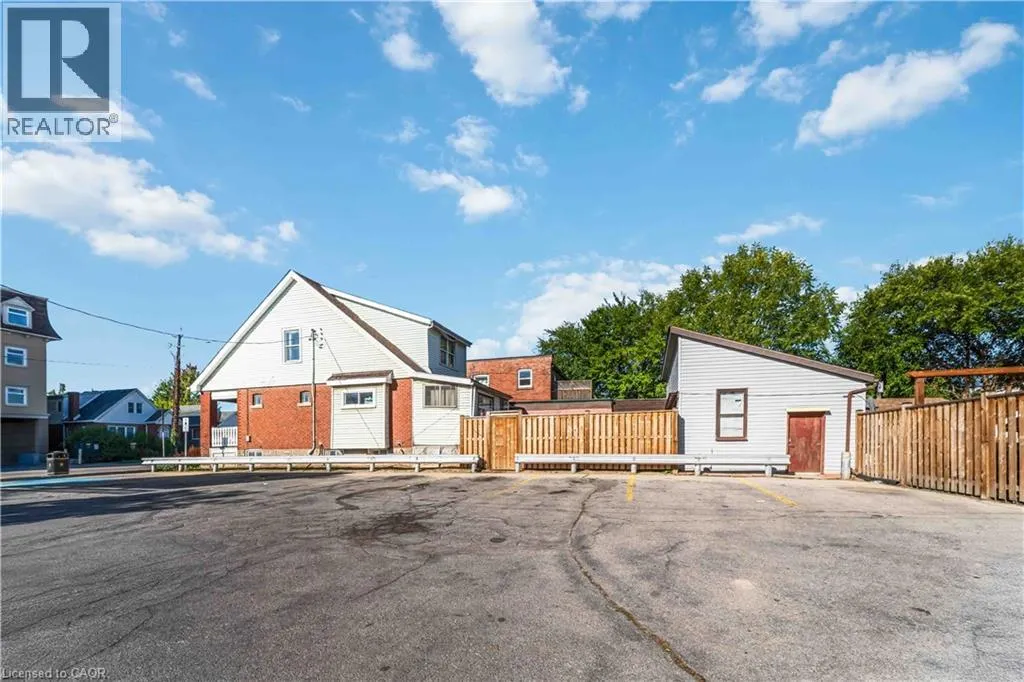 1501 MAIN Street E Unit# B, #B