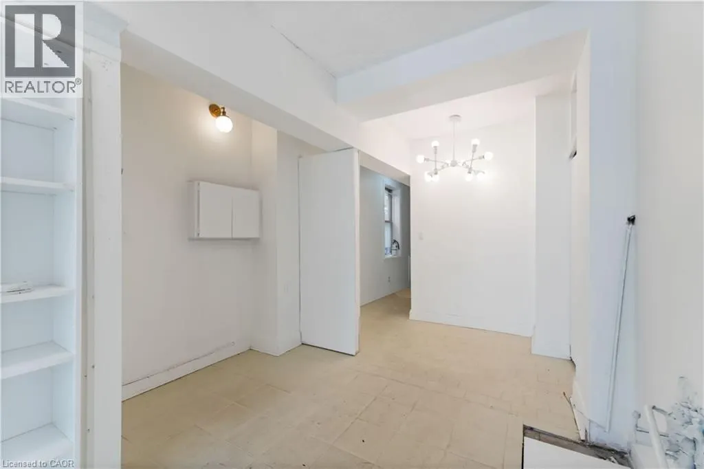 1501 MAIN Street E Unit# B, #B