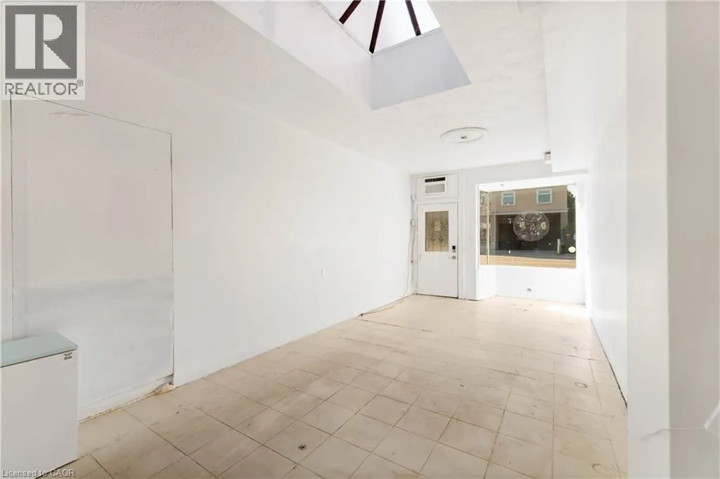 1501 MAIN Street E Unit# B, #B