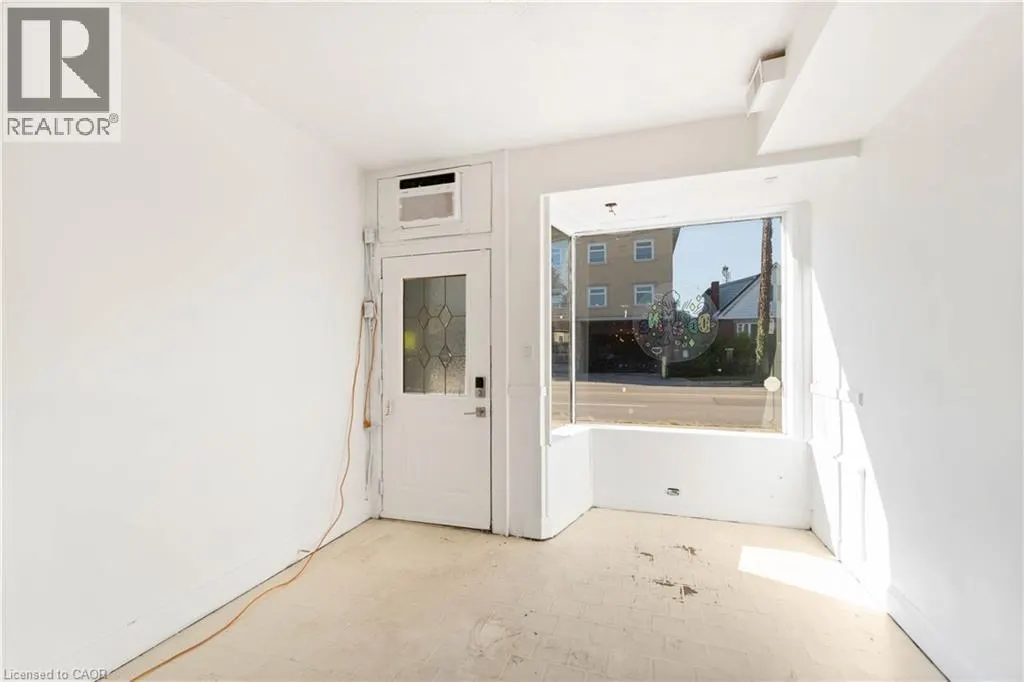 1501 MAIN Street E Unit# B, #B