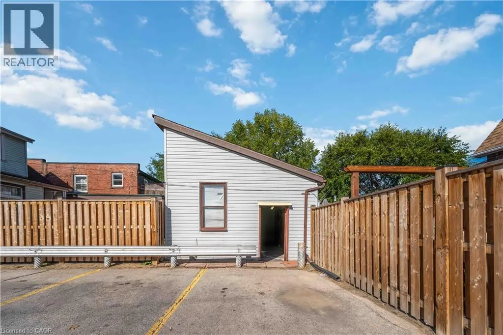1501 MAIN Street E Unit# B, #B