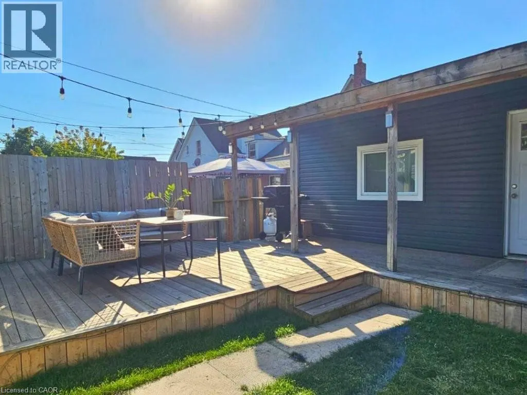 48 FREDERICK Avenue
