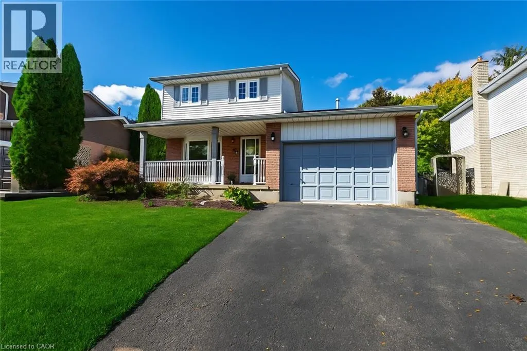 52 RUSHBROOK Drive