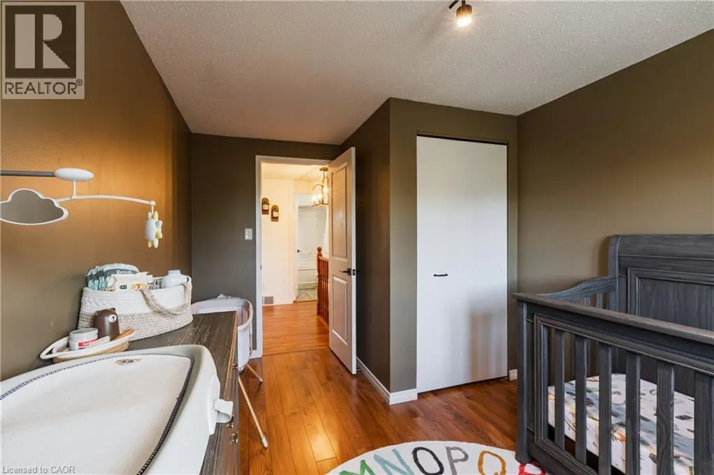 52 RUSHBROOK Drive