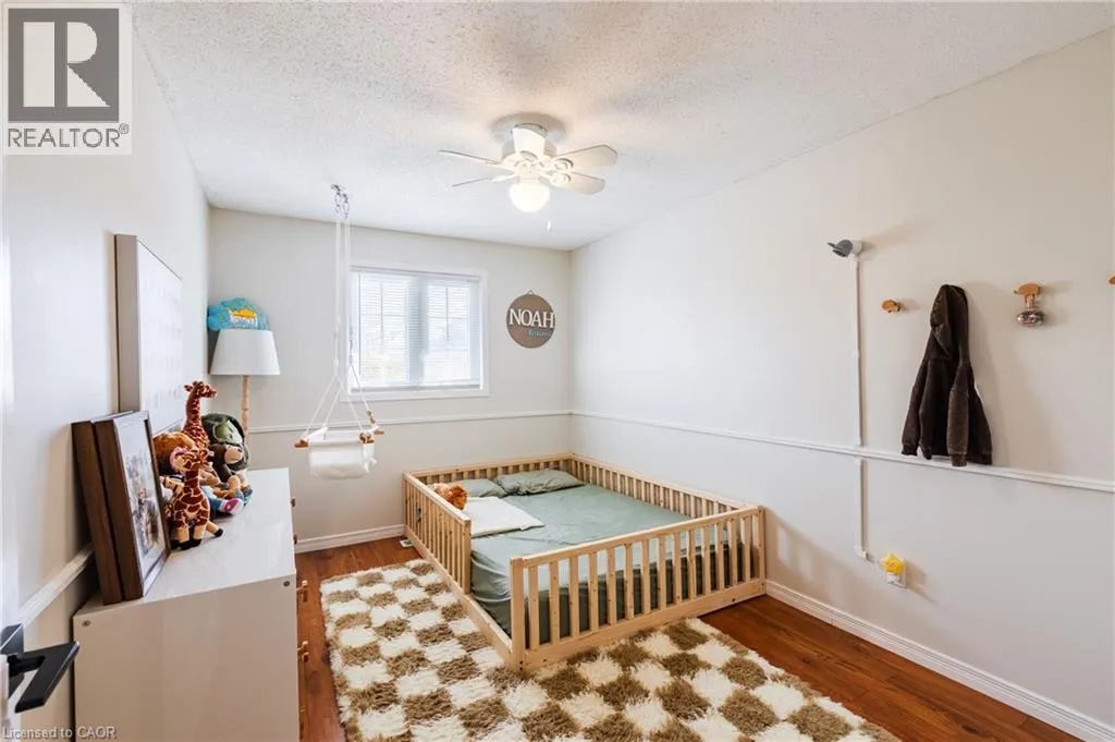 52 RUSHBROOK Drive