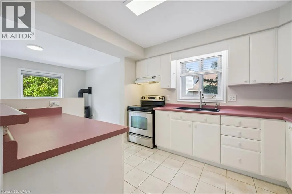 1130 COUNTRYSTONE Drive