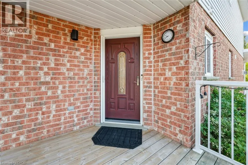 1130 COUNTRYSTONE Drive