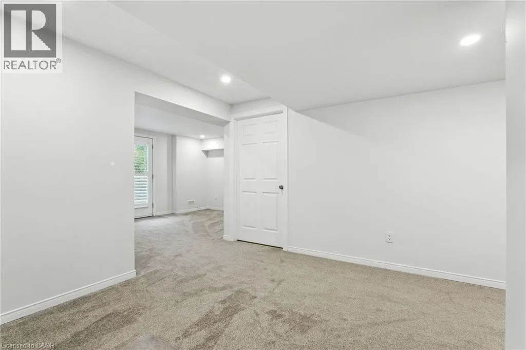 29 RIVERWALK Drive