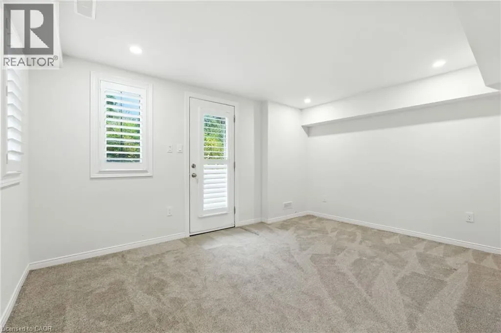 29 RIVERWALK Drive