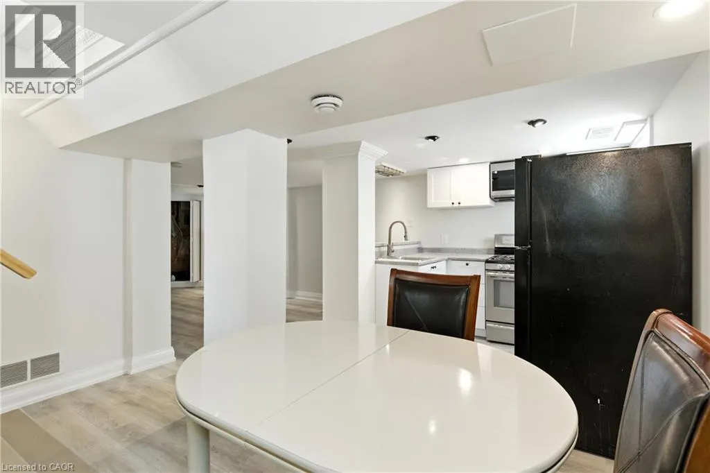 35 KING Street W Unit# Lower, #Lower
