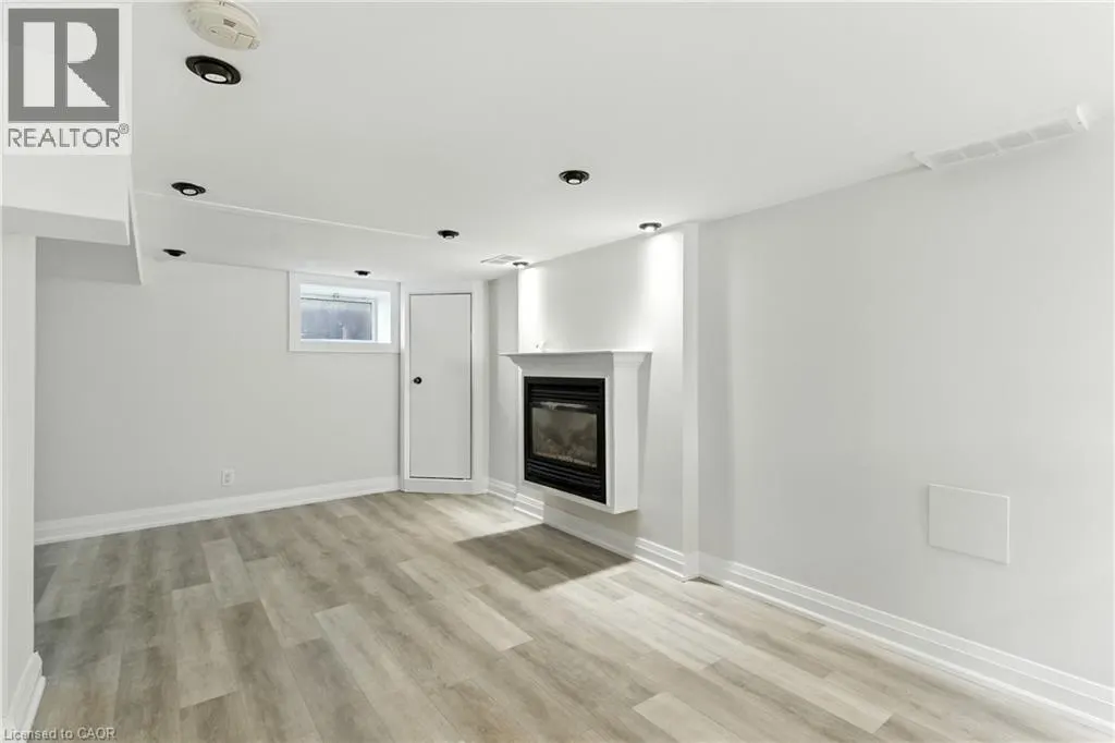 35 KING Street W Unit# Lower, #Lower