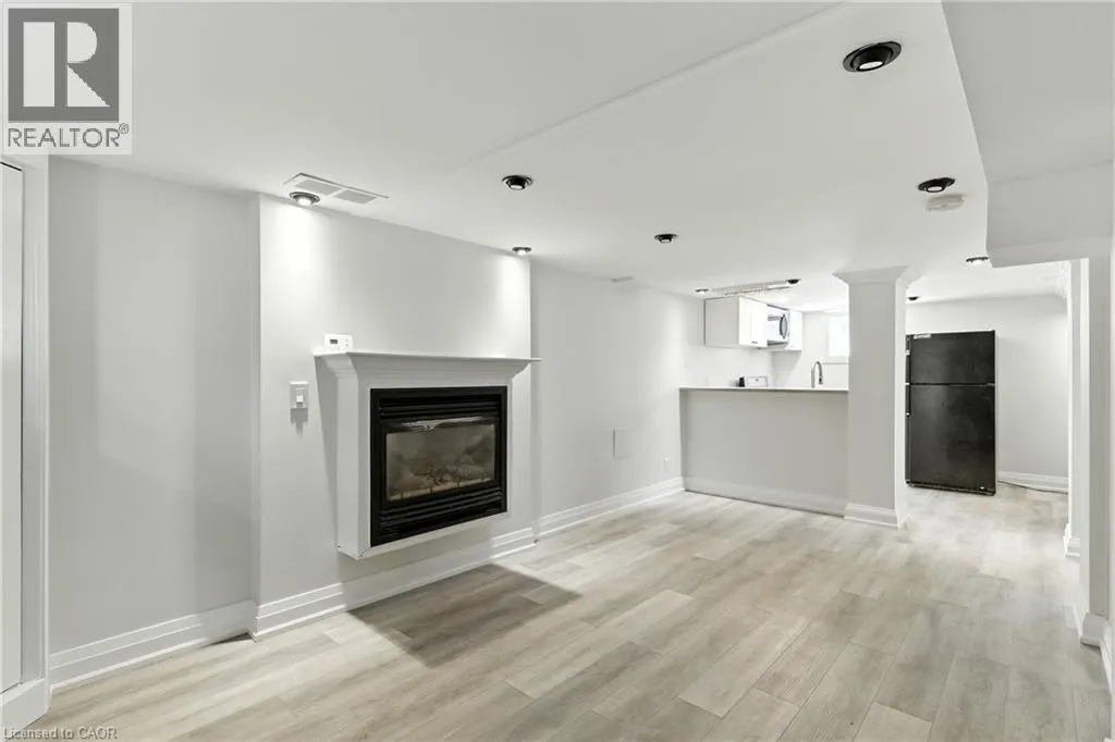 35 KING Street W Unit# Lower, #Lower